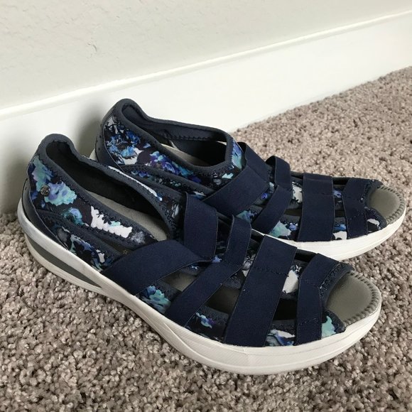 bzees open toe sneakers